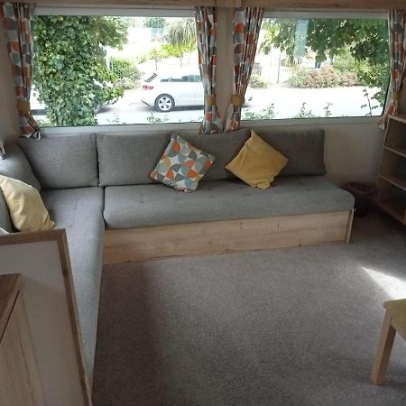 New 2 Bed Holiday Home With Decking In Rockley Park Dorset Near The Sea Lytchett Minster 외부 사진