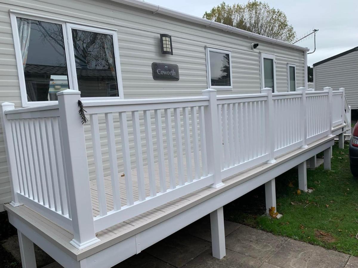 New 2 Bed Holiday Home With Decking In Rockley Park Dorset Near The Sea Lytchett Minster 외부 사진