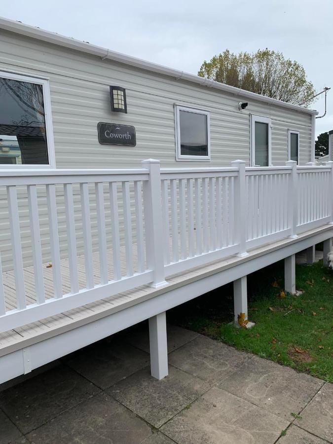 New 2 Bed Holiday Home With Decking In Rockley Park Dorset Near The Sea Lytchett Minster 외부 사진