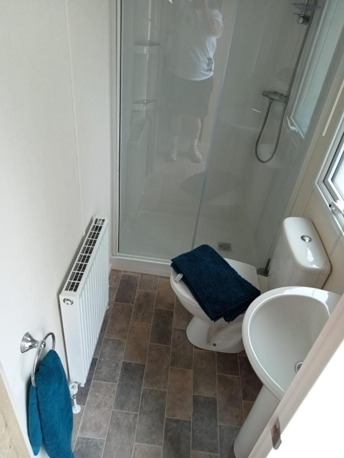 New 2 Bed Holiday Home With Decking In Rockley Park Dorset Near The Sea Lytchett Minster 외부 사진
